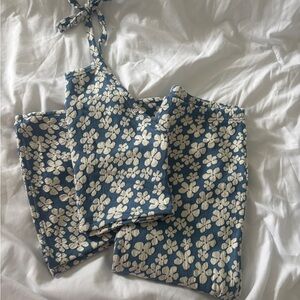 American Eagle Outfitters Blue and White Floral Two Piece Set